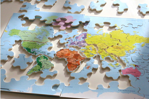 Puzzle en bois la carte du monde 50 pcs - Michèle Wilson